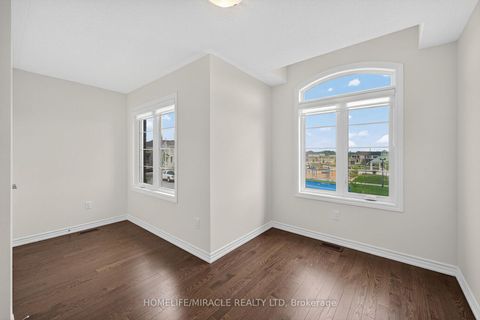 Photo 22 at 11 Phoenix Boulevard, Rural Barrie Southeast, Barrie