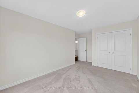 Photo 33 at 11 Phoenix Boulevard, Rural Barrie Southeast, Barrie