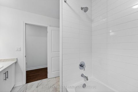 Photo 37 at 11 Phoenix Boulevard, Rural Barrie Southeast, Barrie