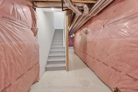 Photo 42 at 11 Phoenix Boulevard, Rural Barrie Southeast, Barrie