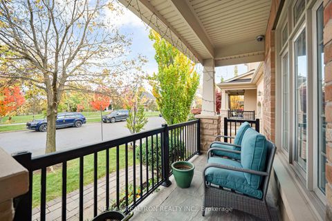 Photo 3 at 71 Glengordon Crescent, Angus Glen, Markham