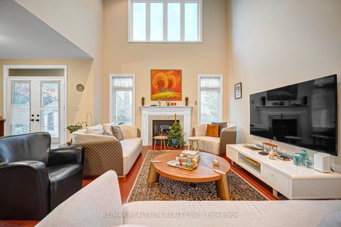 Photo 6 at 71 Glengordon Crescent, Angus Glen, Markham