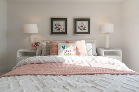 Photo 24 at 2 William Shearn Crescent, Angus Glen, Markham