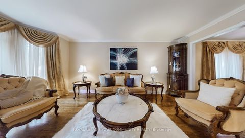 Photo 8 at 35 La Rush Drive, Humber Heights, Toronto