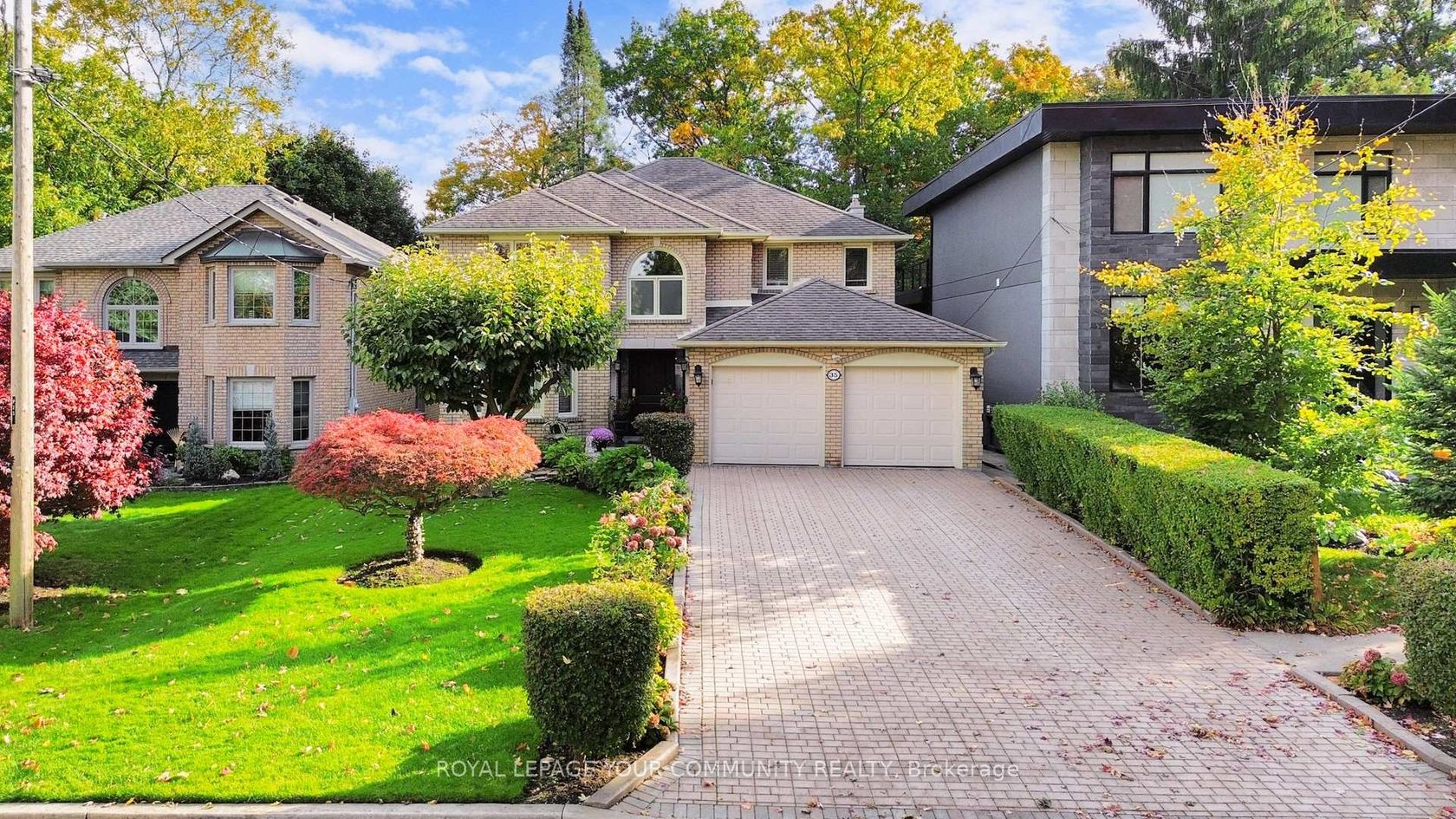 35 La Rush Drive, Humber Heights, Toronto photo 9 35 La Rush Drive, Humber Heights, Toronto photo 9