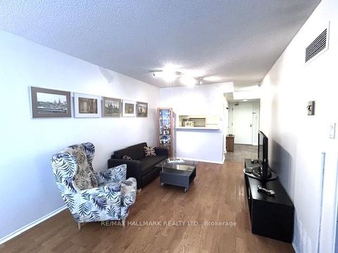 Photo 9 at 216 - 92 King Street E, Yonge Corridor, Toronto