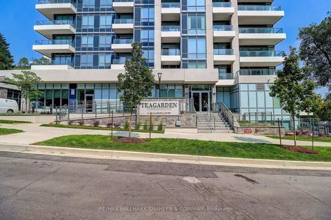 Photo 1 at 810 - 2 Teagarden Court, Willowdale East, Toronto
