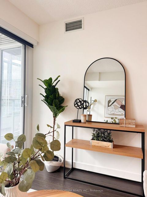 Photo 9 at 1110 - 19 Bathurst Street, Waterfront Communities C1, Toronto