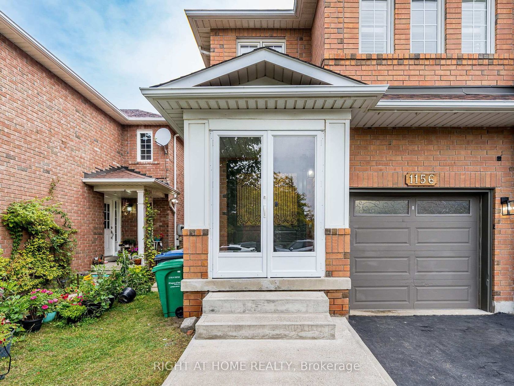 1156 PRESTONWOOD Crescent, East Credit, Mississauga 2