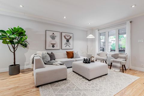 Photo 3 at 402 Milverton Boulevard, Danforth, Toronto