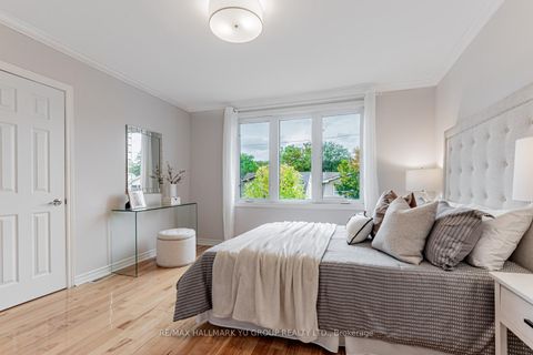 Photo 11 at 402 Milverton Boulevard, Danforth, Toronto