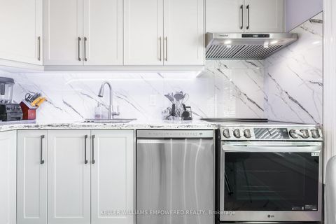 Photo 5 at 199 Hollyberry Trail, Hillcrest Village, Toronto