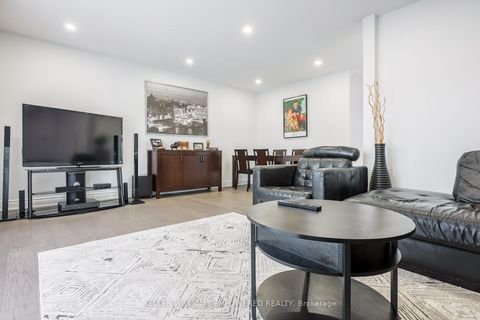 Photo 8 at 199 Hollyberry Trail, Hillcrest Village, Toronto