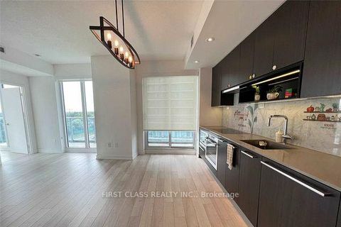 Photo 3 at 303 - 117 McMahon Drive, Bayview Village, Toronto