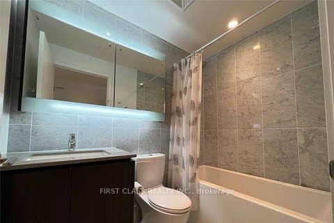 Photo 8 at 303 - 117 McMahon Drive, Bayview Village, Toronto