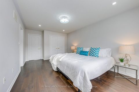 Photo 22 at 3100 Robert Brown Boulevard, GO Glenorchy, Oakville