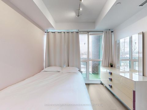Photo 12 at 427 - 7608 Yonge Street, Yorkhill, Vaughan
