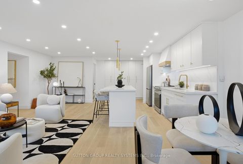 Photo 8 at 904 - 65 Southport Street, Swansea, Toronto