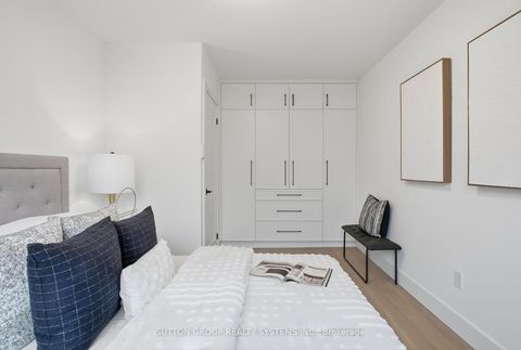 Photo 29 at 904 - 65 Southport Street, Swansea, Toronto