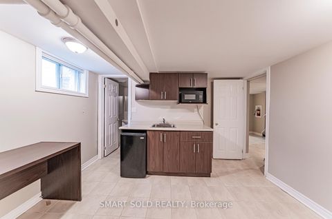 Photo 44 at 889 Avenue Road, Eglinton, Toronto