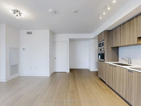 Photo 11 at 1208 - 11 Wellesley Street W, Bay Street Corridor, Toronto