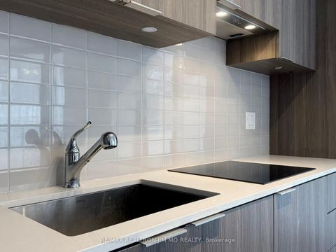 Photo 14 at 1208 - 11 Wellesley Street W, Bay Street Corridor, Toronto