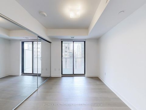 Photo 18 at 1208 - 11 Wellesley Street W, Bay Street Corridor, Toronto