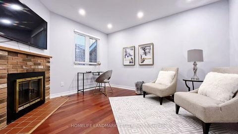 Photo 8 at 40 Belinda Square, Steeles, Toronto