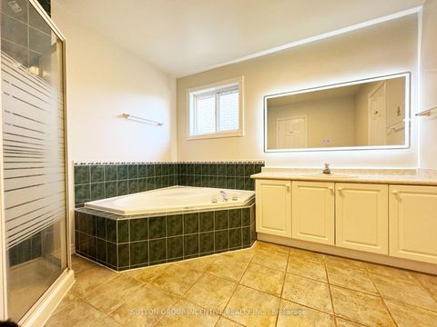 Photo 16 at 18 Forest Dale Drive, Little Lake, Barrie