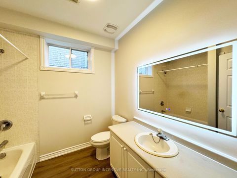 Photo 24 at 18 Forest Dale Drive, Little Lake, Barrie