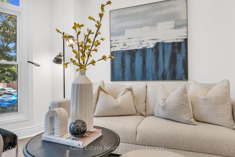 Photo 3 at 2259 Meadowland Drive N, RO River Oaks, Oakville