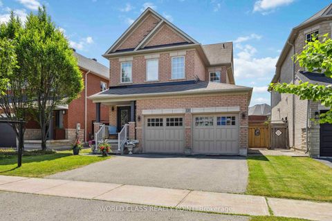 Photo 2 at 131 Lormel Gate, Vellore Village, Vaughan