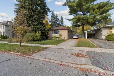 Photo 0 at 364 Patricia Avenue, Newtonbrook West, Toronto