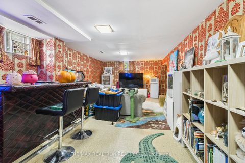 Photo 14 at 364 Patricia Avenue, Newtonbrook West, Toronto