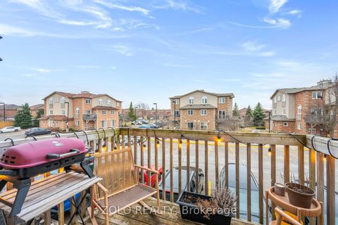 Photo 4 at 2 - 13 Cheltenham Road, Georgian Drive, Barrie