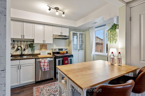 Photo 9 at 2 - 13 Cheltenham Road, Georgian Drive, Barrie