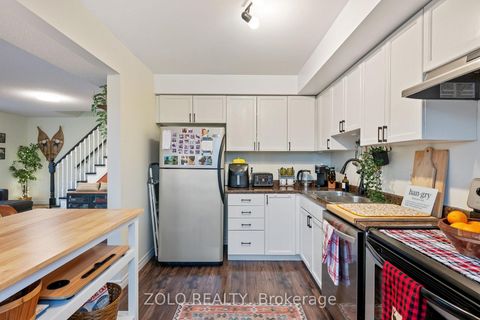 Photo 11 at 2 - 13 Cheltenham Road, Georgian Drive, Barrie