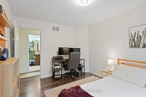 Photo 17 at 2 - 13 Cheltenham Road, Georgian Drive, Barrie