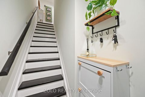 Photo 23 at 2 - 13 Cheltenham Road, Georgian Drive, Barrie