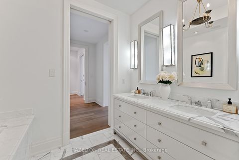 Photo 23 at 4802 - 50 Yorkville Avenue, Annex, Toronto