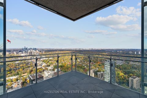 Photo 34 at 4802 - 50 Yorkville Avenue, Annex, Toronto