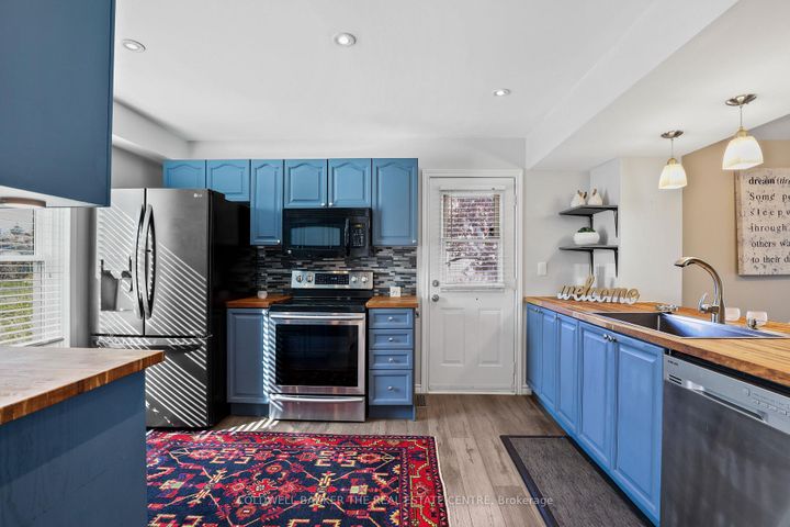 Photo 7 at 410 Burnley Court, Centennial, Oshawa