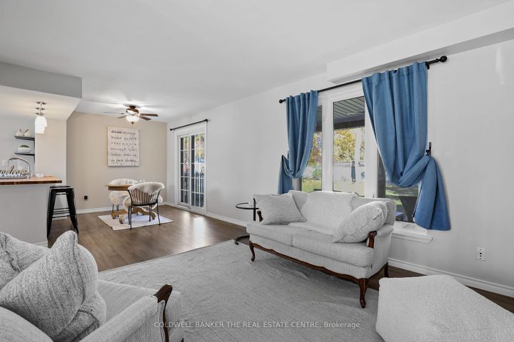 Photo 15 at 410 Burnley Court, Centennial, Oshawa