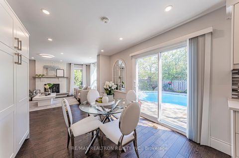 Photo 22 at 221 Old Orchard Circle, WC Wedgewood Creek, Oakville