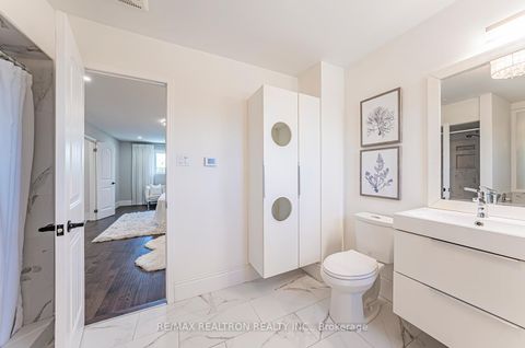 Photo 29 at 221 Old Orchard Circle, WC Wedgewood Creek, Oakville