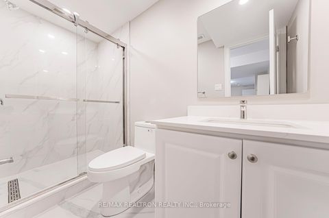 Photo 47 at 221 Old Orchard Circle, WC Wedgewood Creek, Oakville