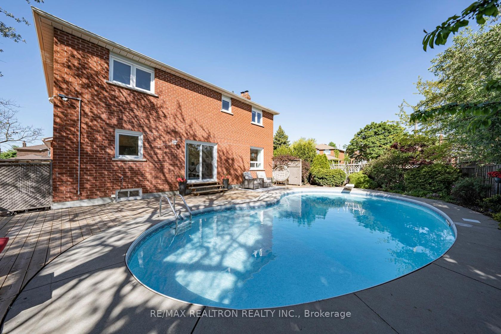 221 Old Orchard Circle, WC Wedgewood Creek, Oakville 