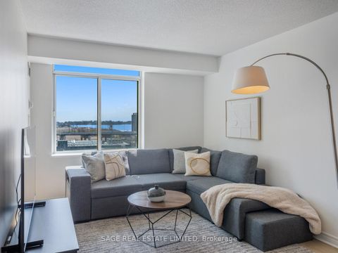 Photo 2 at 909 - 70 Mill Street, Waterfront Communities C8, Toronto