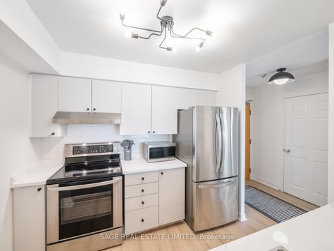 Photo 9 at 909 - 70 Mill Street, Waterfront Communities C8, Toronto