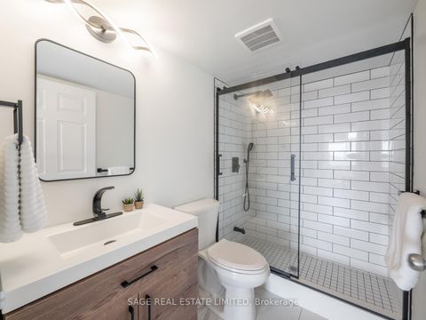 Photo 15 at 909 - 70 Mill Street, Waterfront Communities C8, Toronto